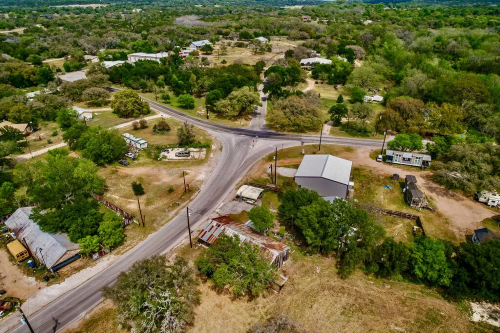 7908 CR 404 Spicewood, TX 78669