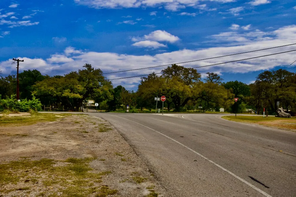 7908 CR 404 Spicewood, TX 78669