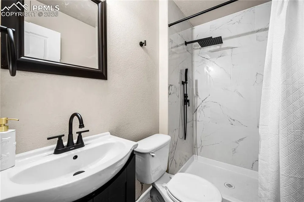 911 Candytuft Boulevard Pueblo, CO 81001
