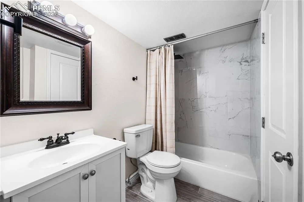 911 Candytuft Boulevard Pueblo, CO 81001