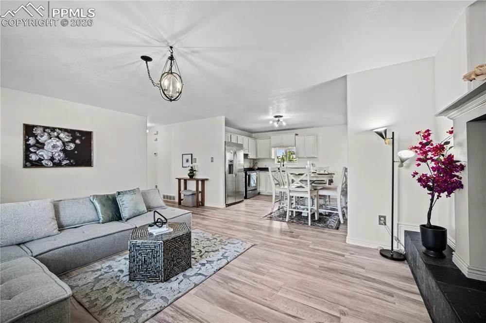 911 Candytuft Boulevard Pueblo, CO 81001