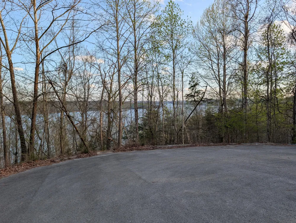 106 Eerie Point Rockwood, TN 37854