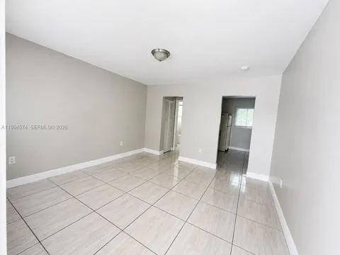 1920 Washington Ave #3