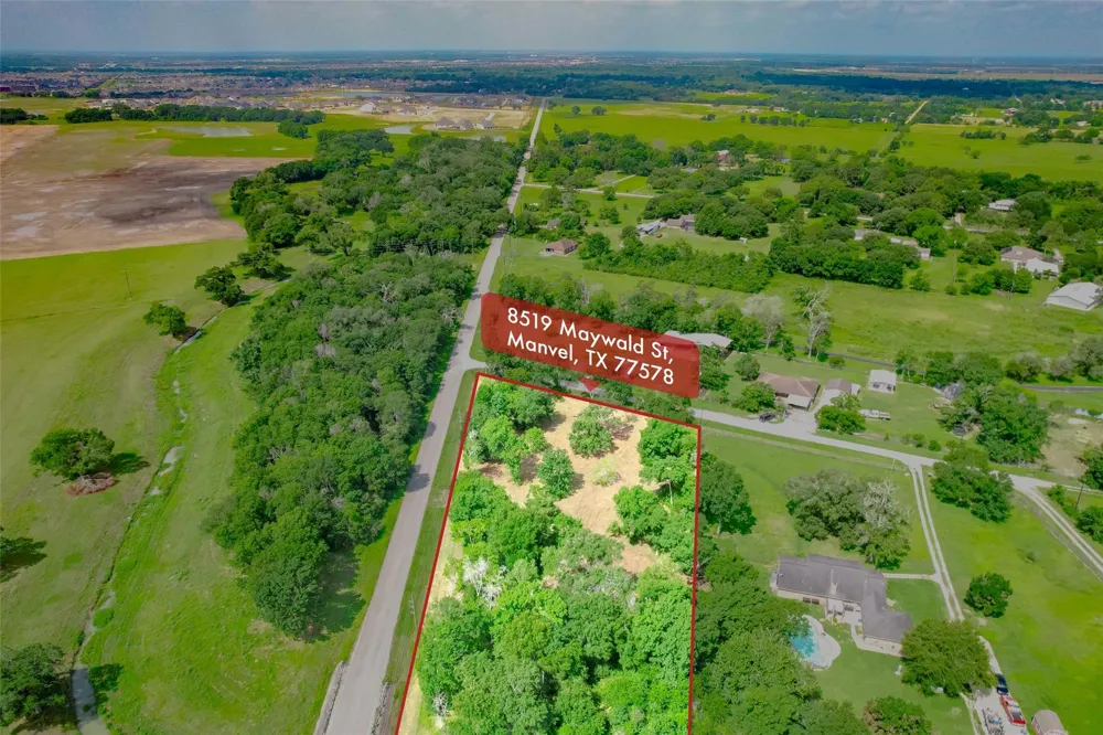 8519 Maywald Street Manvel, TX 77578