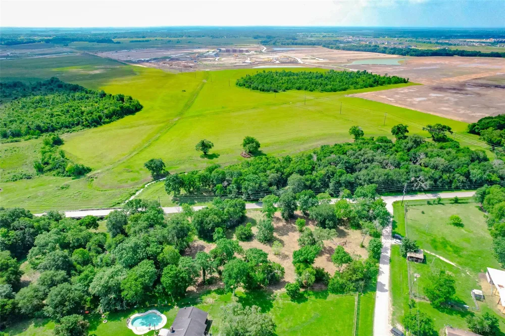 8519 Maywald Street Manvel, TX 77578