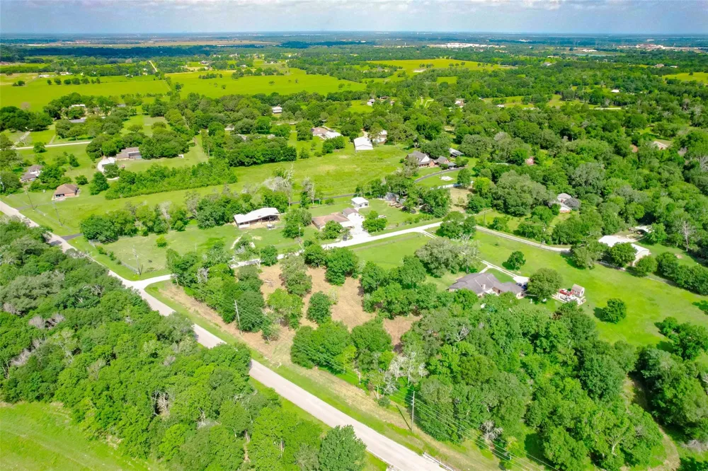 8519 Maywald Street Manvel, TX 77578