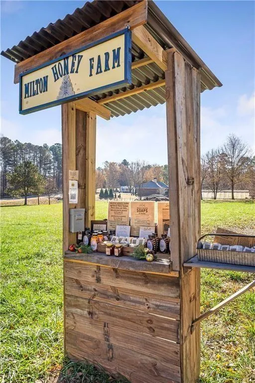 1251 Old Jones Road Alpharetta, GA 30004