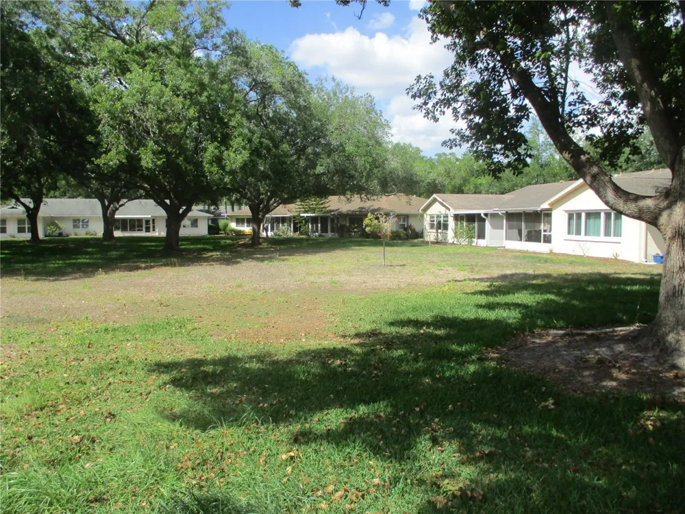 2124 HAILSTONE CIRCLE Sun City Center, FL 33573