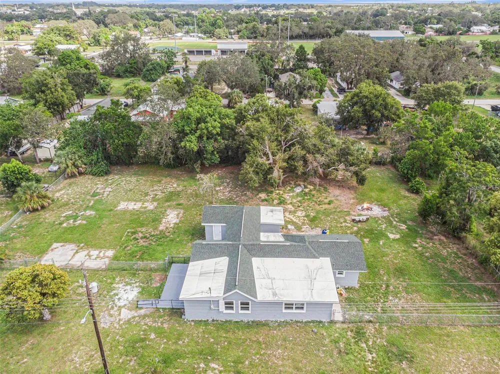 205 E CORNELL STREET Avon Park, FL 33825