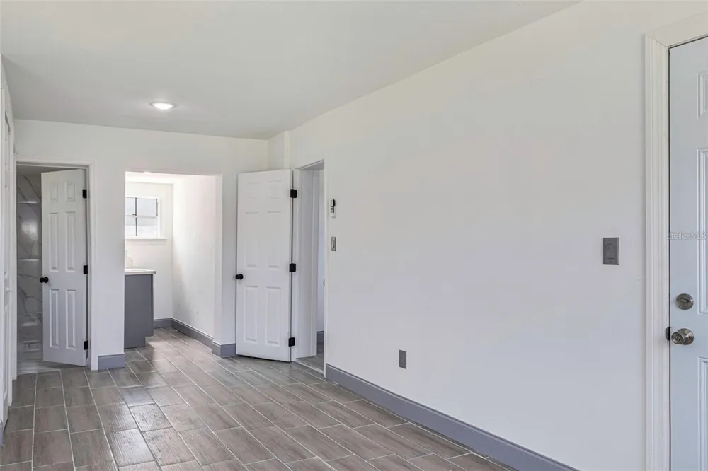 205 E CORNELL STREET Avon Park, FL 33825