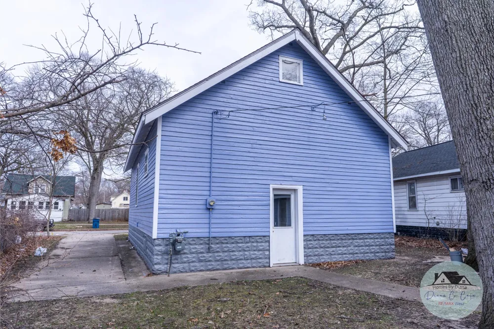 71 Crescent Avenue Muskegon Heights City, MI 49444