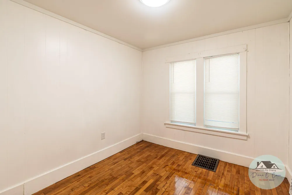 71 Crescent Avenue Muskegon Heights City, MI 49444
