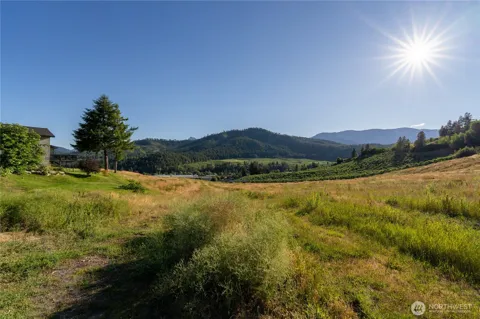 1 Ludwig Hill Rd
