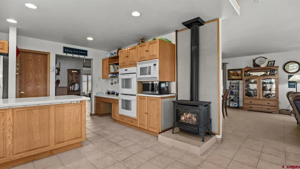 33059 J ROAD Hotchkiss, CO 81419