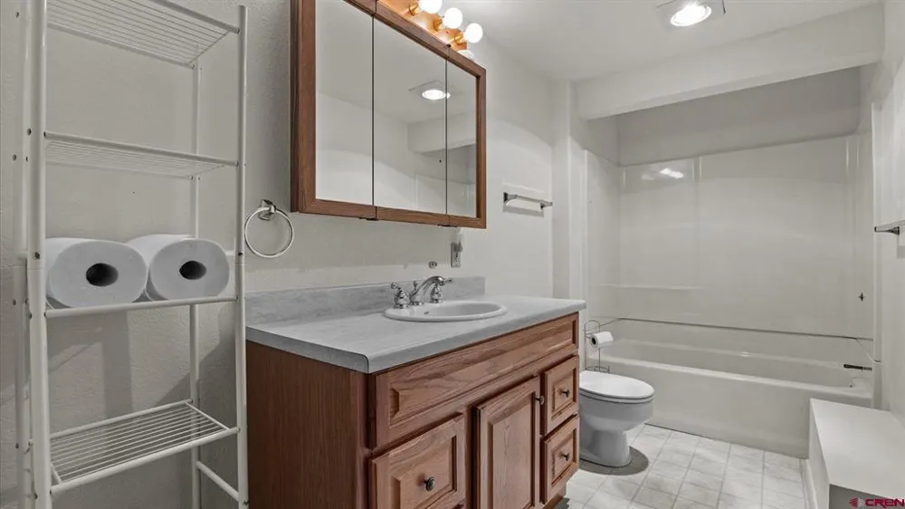 33059 J ROAD Hotchkiss, CO 81419