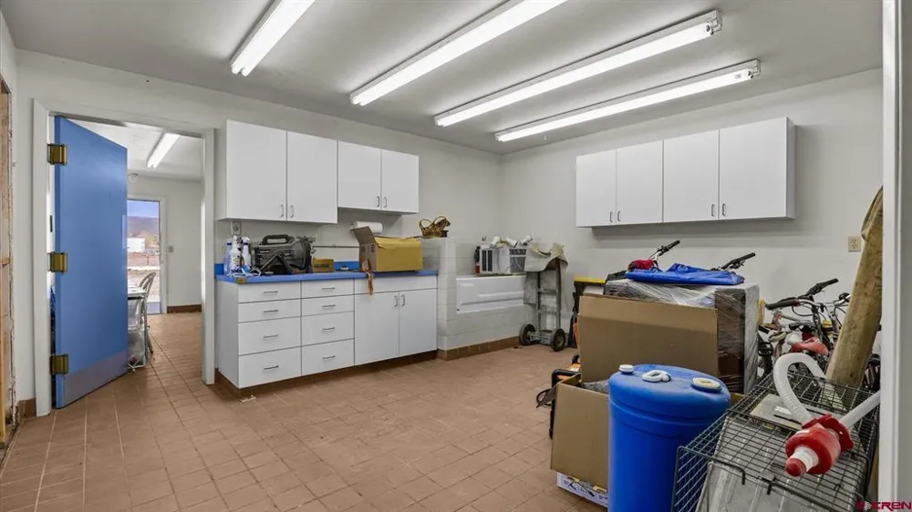 33059 J ROAD Hotchkiss, CO 81419