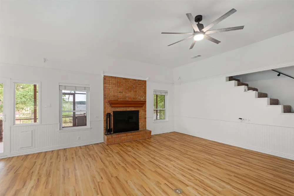 316 Oak Lane Tool, TX 75143