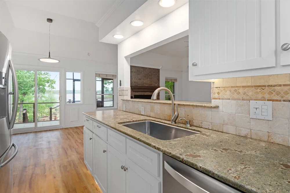316 Oak Lane Tool, TX 75143