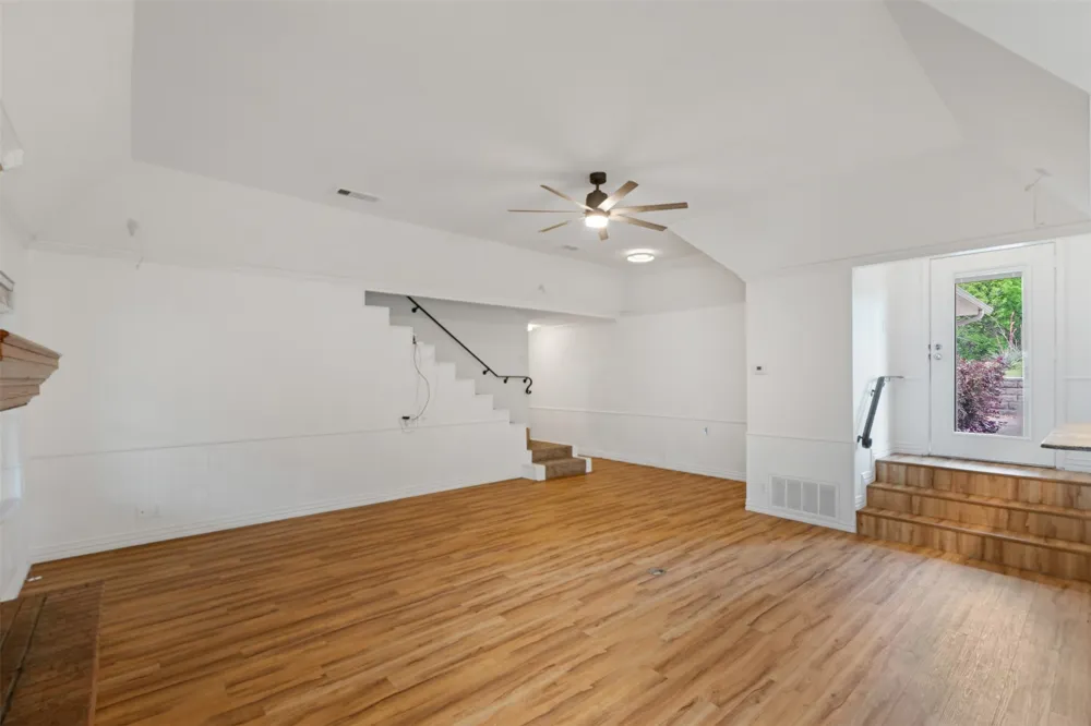 316 Oak Lane Tool, TX 75143