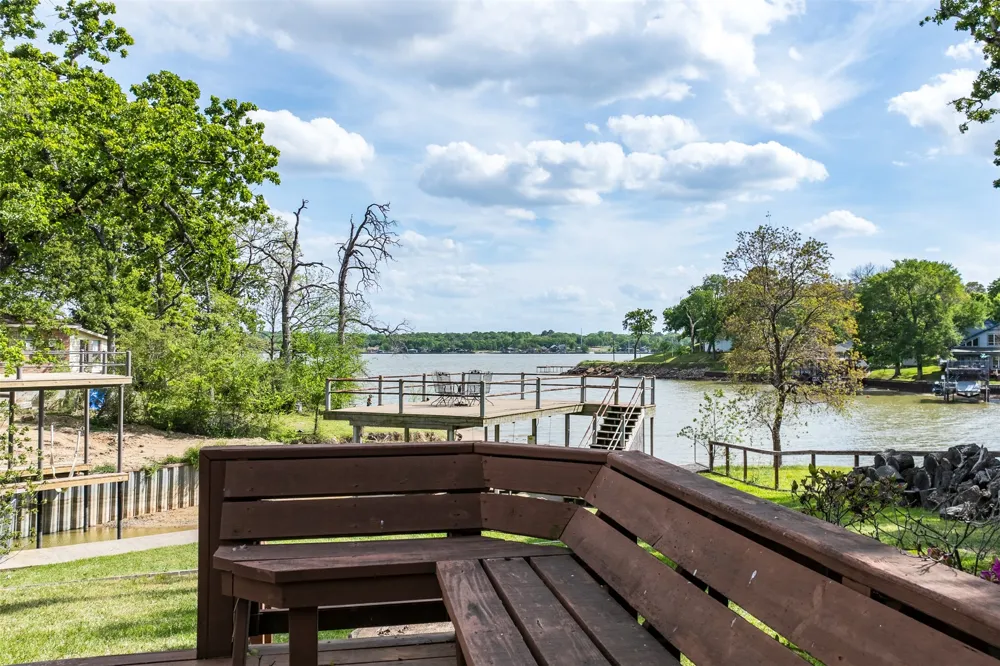 316 Oak Lane Tool, TX 75143