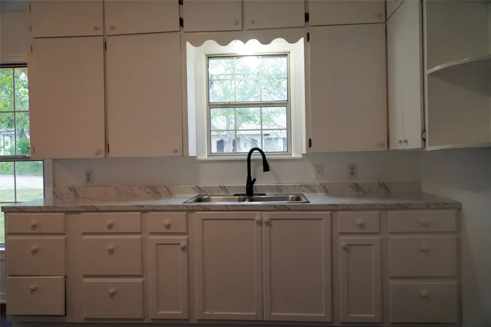 403 Fairview Street Keene, TX 76059