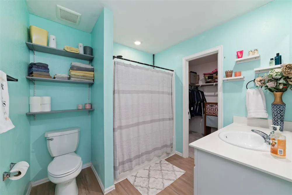 310 Riverwood Village Lane Sealy, TX 77474