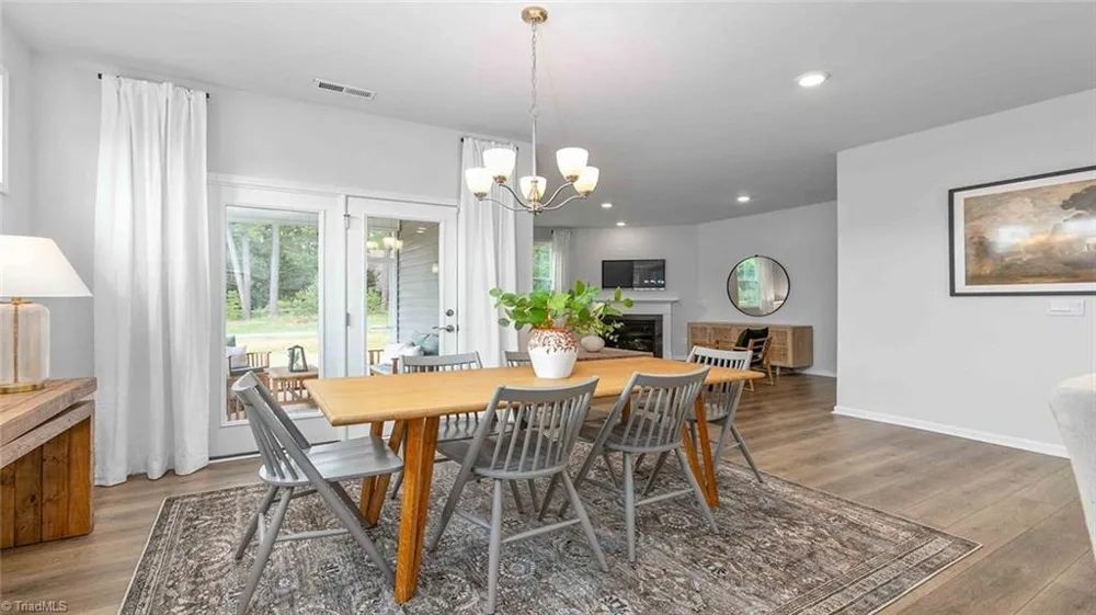 309 Sefton Drive Jamestown, NC 27282