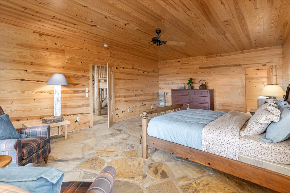 865 Toxaway Drive Lake Toxaway, NC 28747