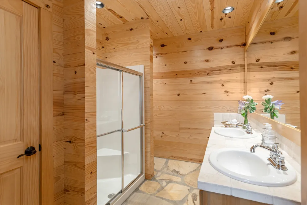 865 Toxaway Drive Lake Toxaway, NC 28747