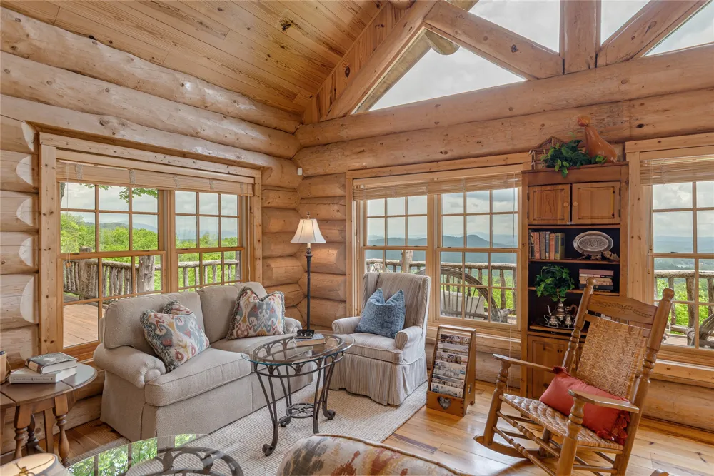 865 Toxaway Drive Lake Toxaway, NC 28747