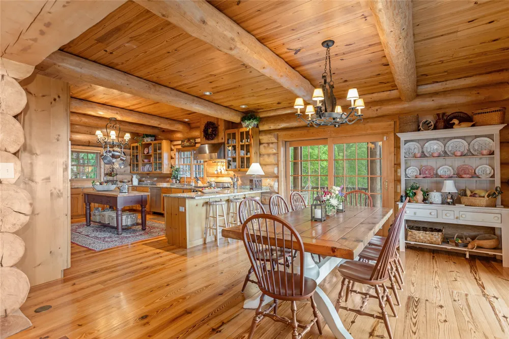 865 Toxaway Drive Lake Toxaway, NC 28747