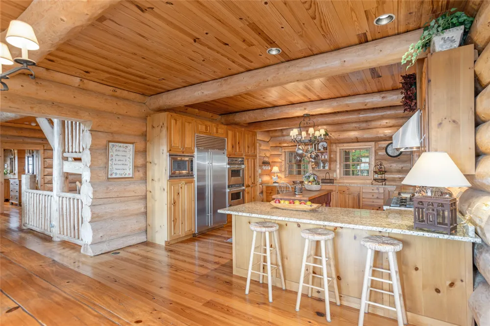 865 Toxaway Drive Lake Toxaway, NC 28747