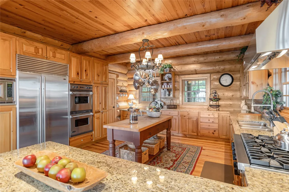 865 Toxaway Drive Lake Toxaway, NC 28747