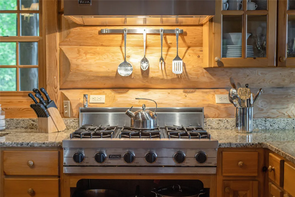 865 Toxaway Drive Lake Toxaway, NC 28747