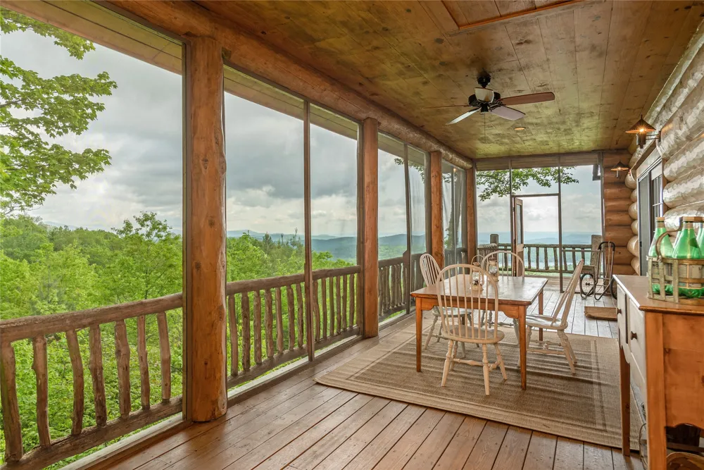 865 Toxaway Drive Lake Toxaway, NC 28747