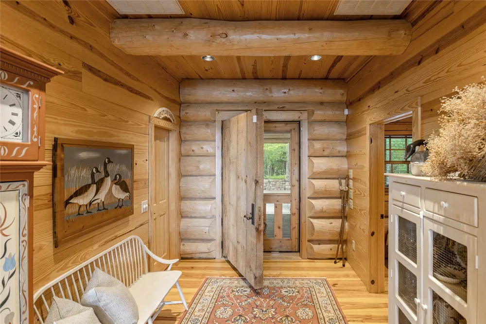 865 Toxaway Drive Lake Toxaway, NC 28747