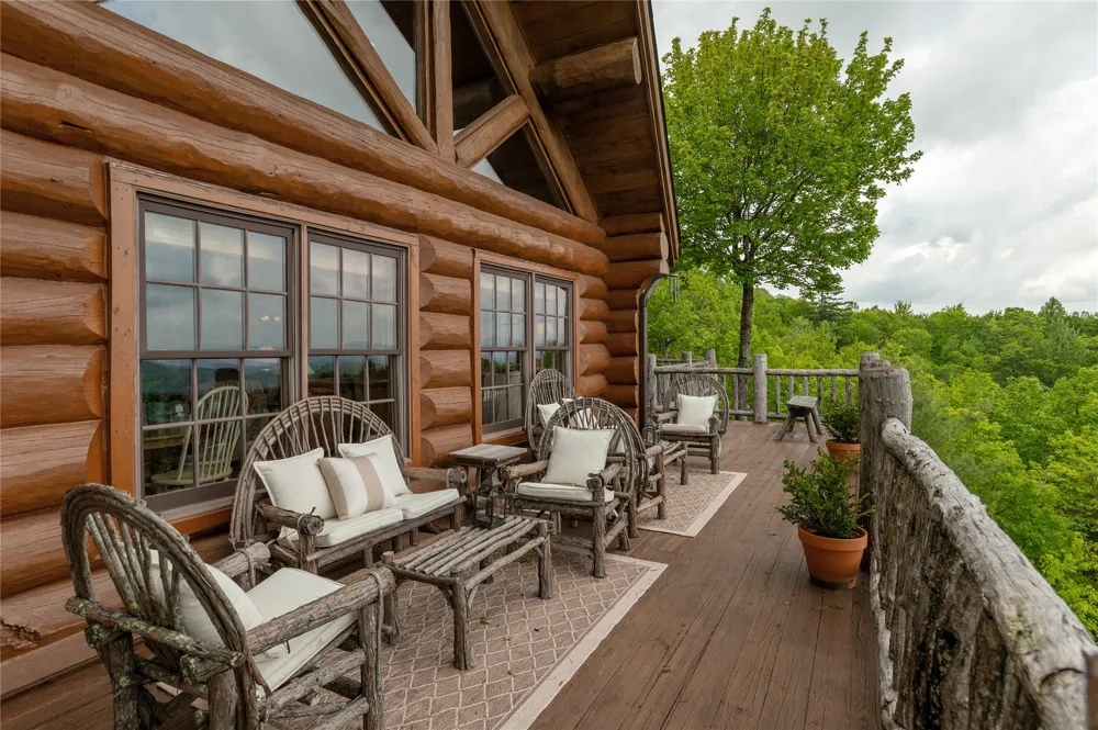 865 Toxaway Drive Lake Toxaway, NC 28747