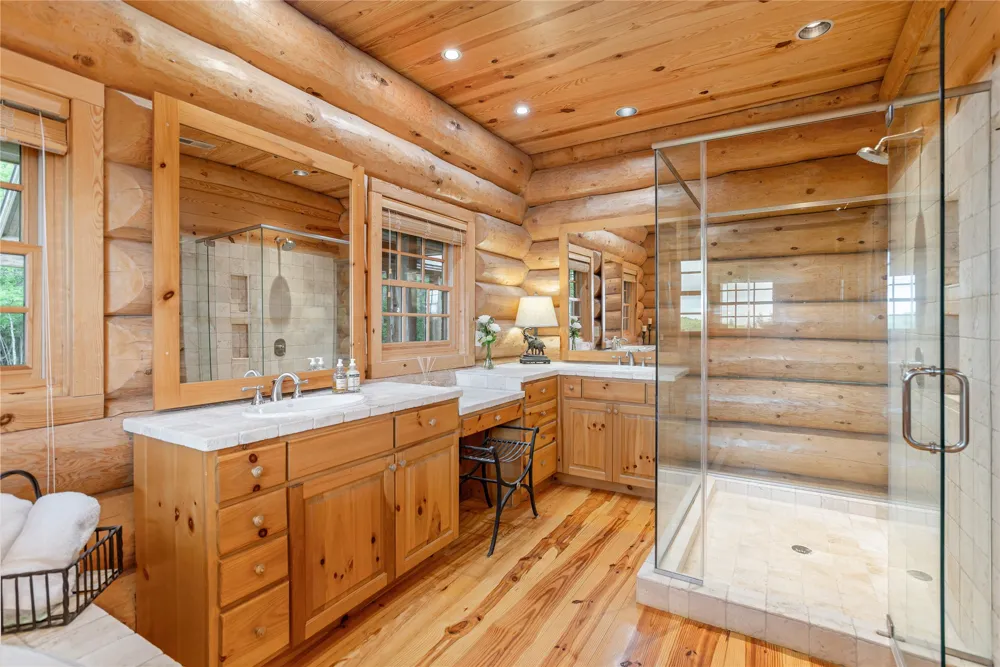 865 Toxaway Drive Lake Toxaway, NC 28747