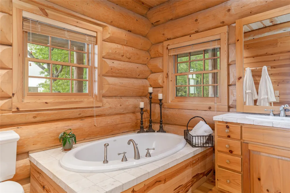 865 Toxaway Drive Lake Toxaway, NC 28747