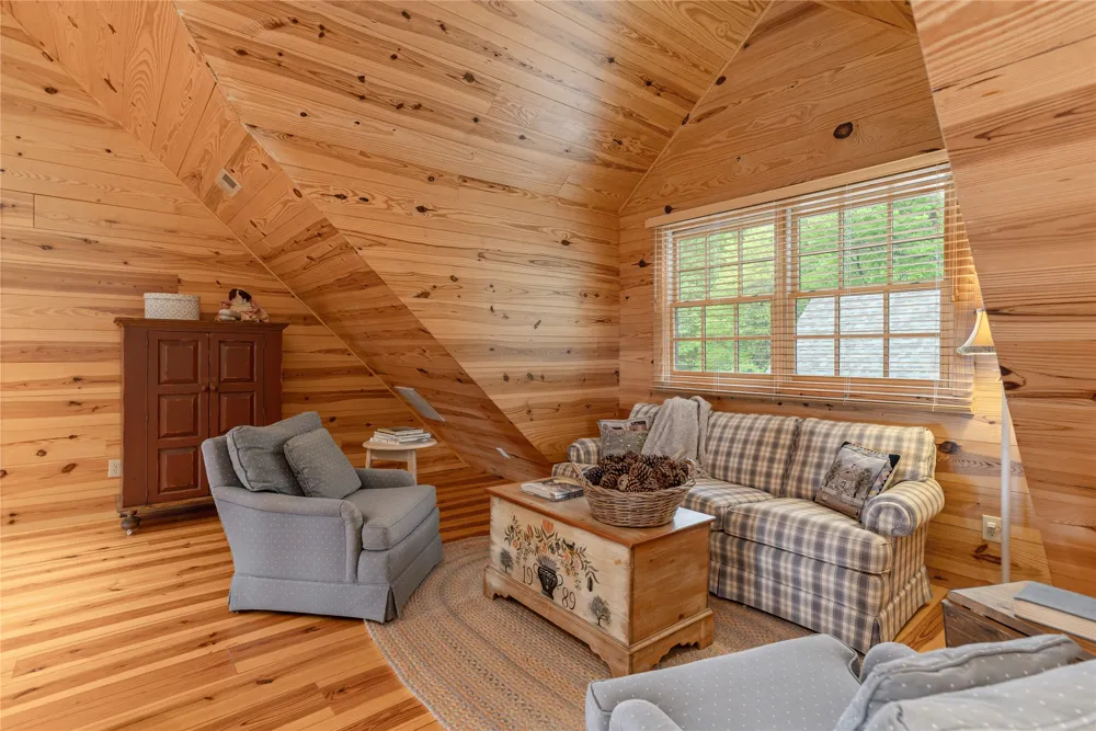 865 Toxaway Drive Lake Toxaway, NC 28747
