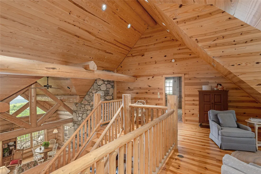 865 Toxaway Drive Lake Toxaway, NC 28747