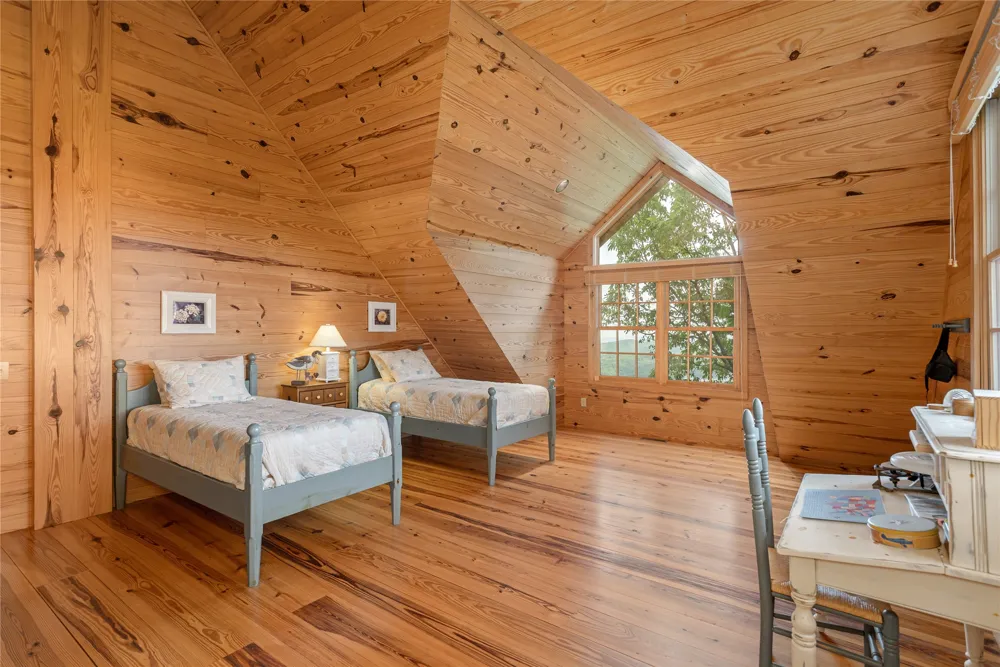 865 Toxaway Drive Lake Toxaway, NC 28747