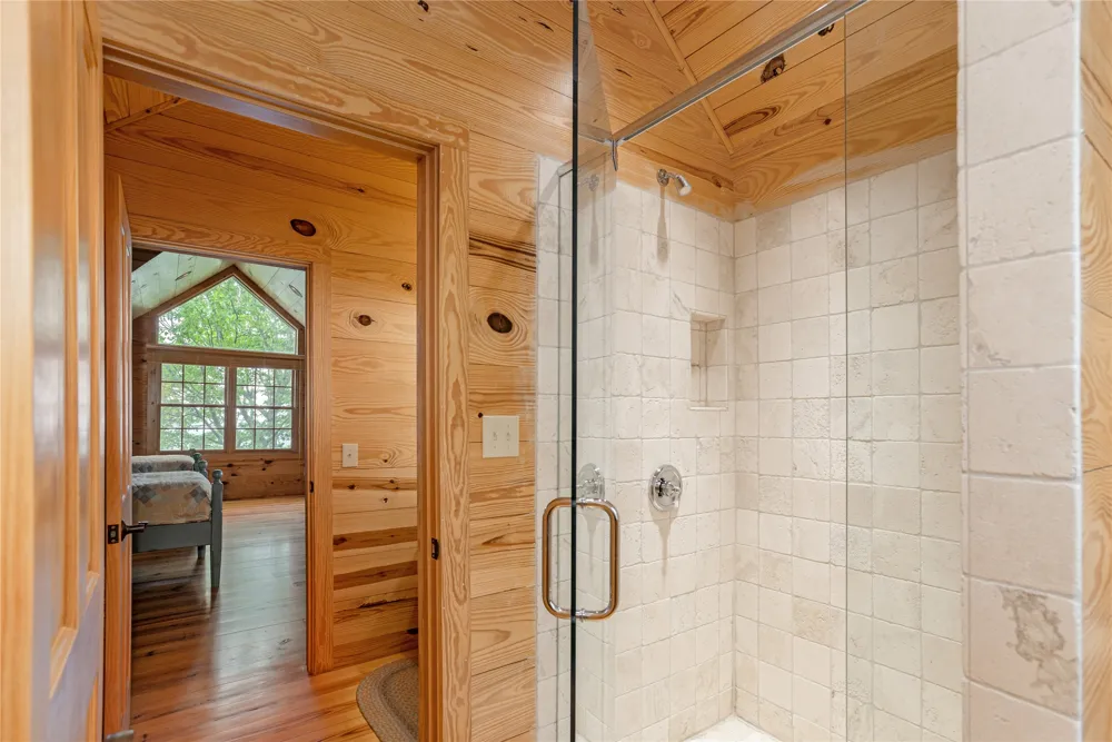 865 Toxaway Drive Lake Toxaway, NC 28747