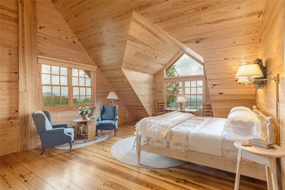 865 Toxaway Drive Lake Toxaway, NC 28747