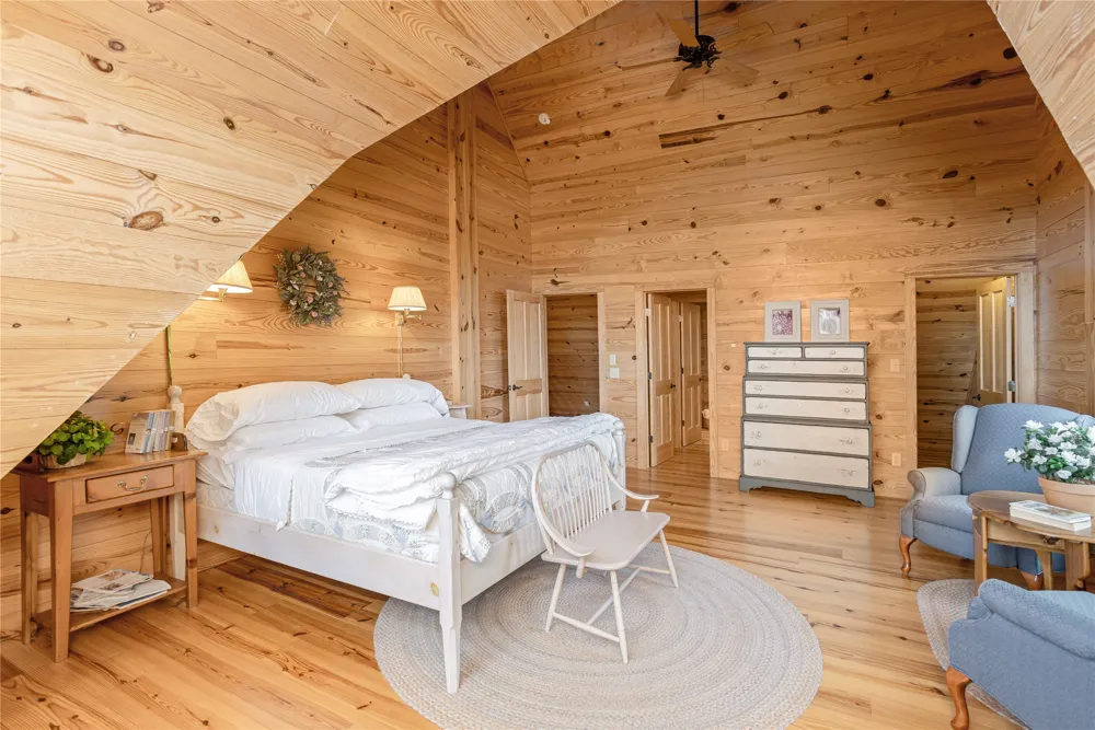 865 Toxaway Drive Lake Toxaway, NC 28747