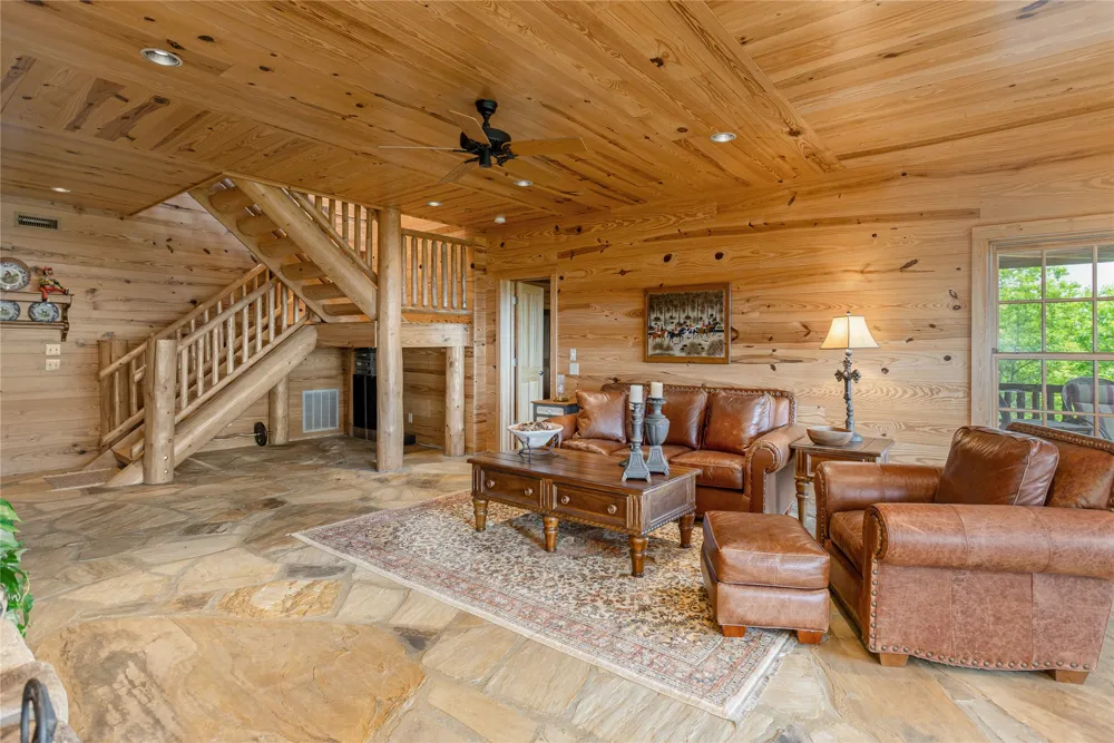 865 Toxaway Drive Lake Toxaway, NC 28747