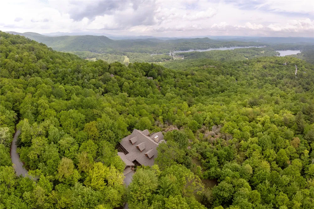 865 Toxaway Drive Lake Toxaway, NC 28747
