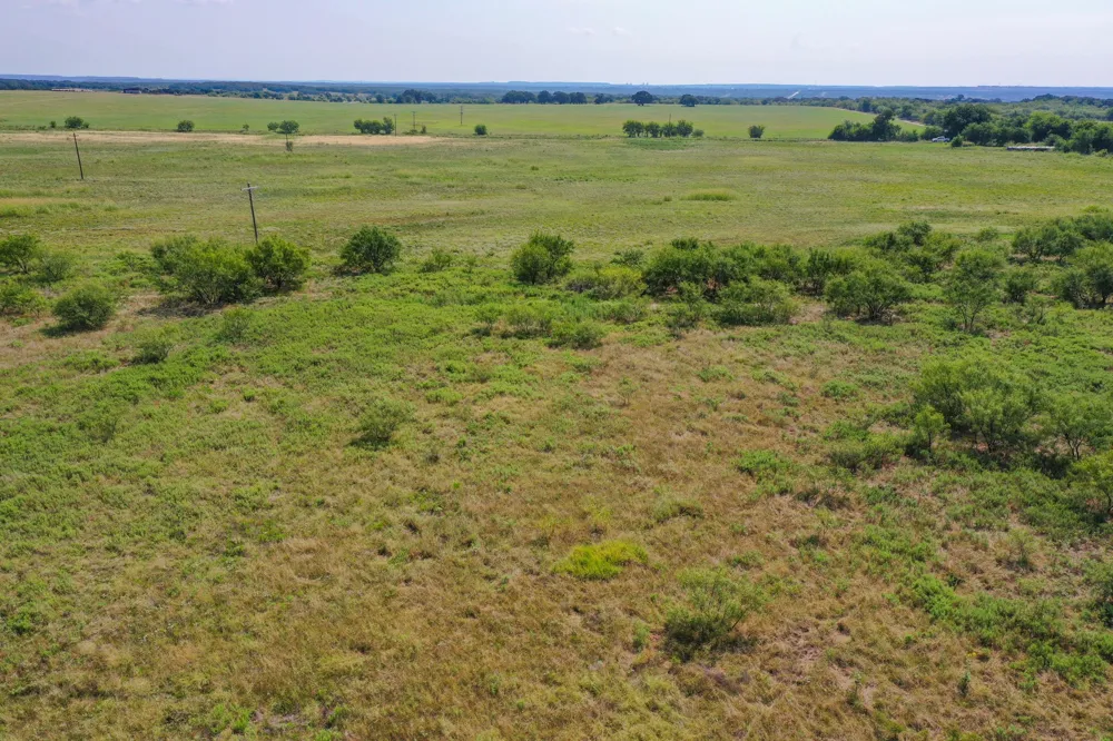 36 Ballard Road Jacksboro, TX 76458