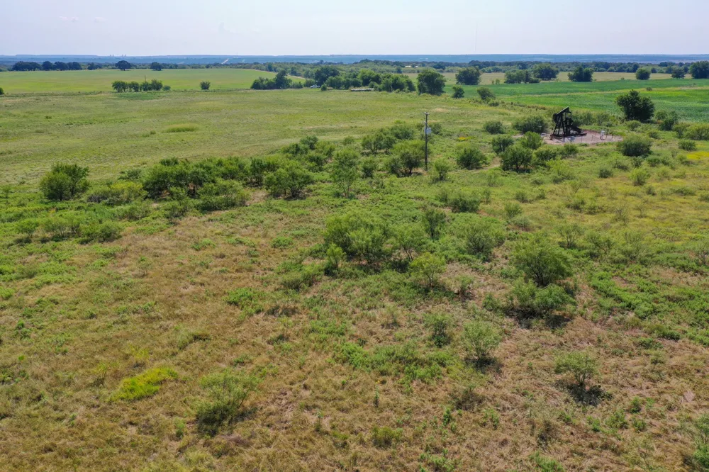 36 Ballard Road Jacksboro, TX 76458