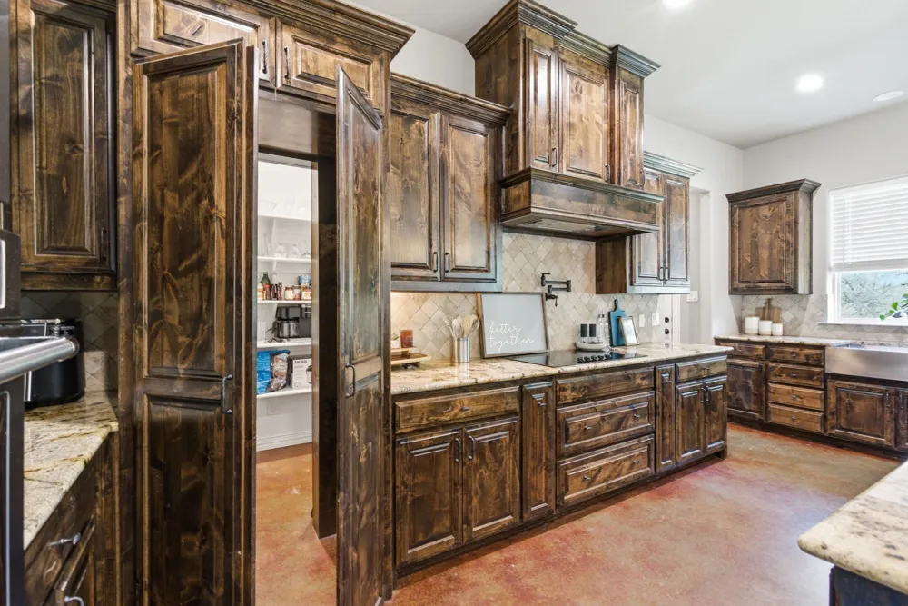 104 Oak Bend Court Lipan, TX 76462